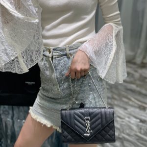 YSL Envelope Bag - Image 22